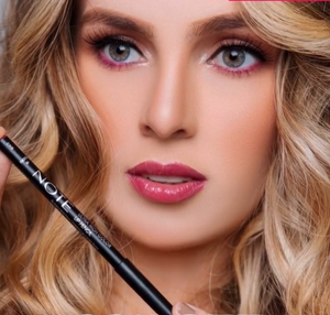 Lápiz De Labios - Ultra Rich Color Lip Pencil